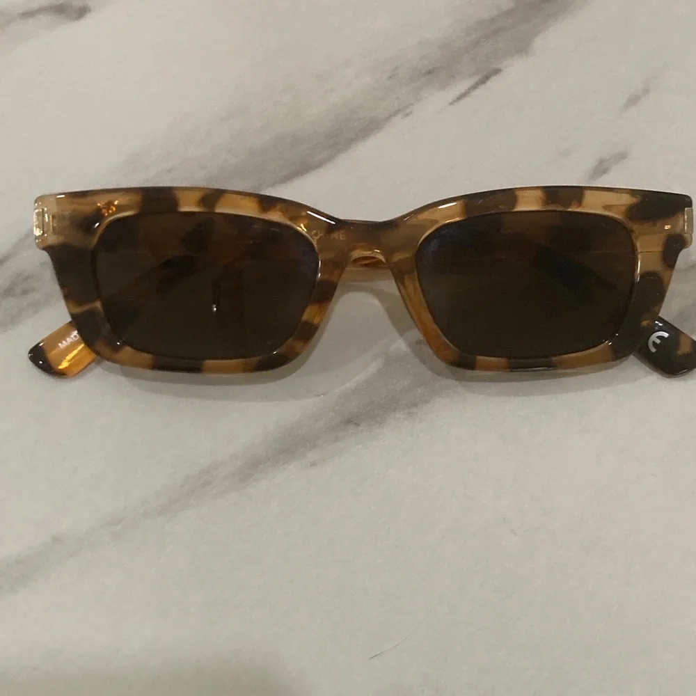 aerie Tortoiseshell Rectangular Sunglasses - Brown